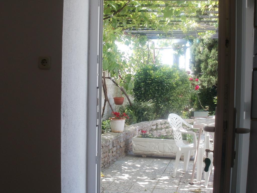 Apartment Kata Sveti Juraj Εξωτερικό φωτογραφία